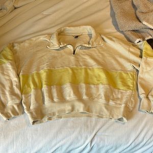 Universal threads cropped quarter zip